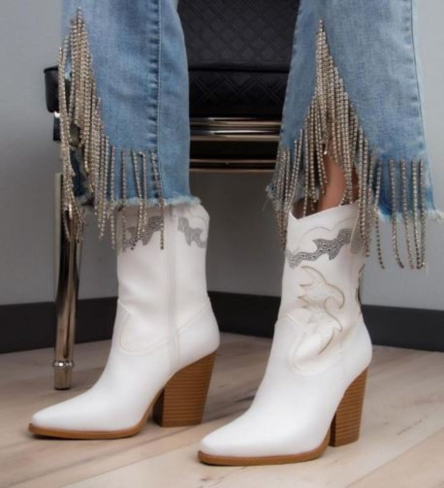 Womens Rhinestone Western Cowboy Booties - White